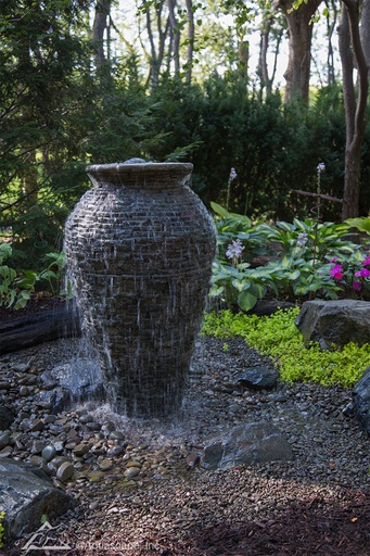 [AQS98940] AQUASCAPE STACKED SLATE URN - 55" H (140 CM)