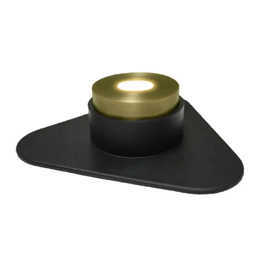 Anjon Manufacturing 1-Watt LED Brass Puck Light with 6-Watt Transformer